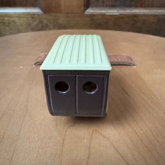 Lledo Days Gone Diecast Vehicles - Hershey's Kisses Delivery Van - Picture 6 of 8